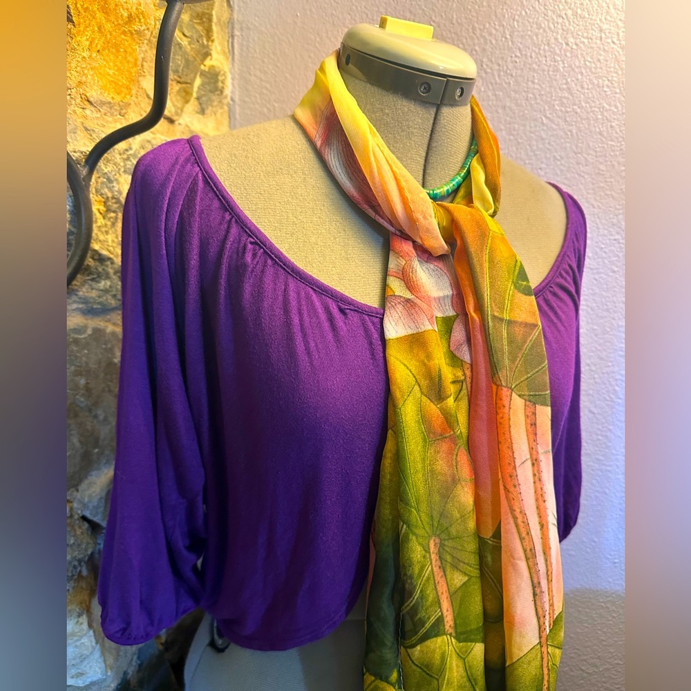 Women’s purple, large, cropped shall with single button by YML.